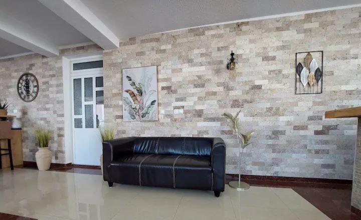 "House Muenster" Bed&Breakfast - Ulcinj Doni Štoj Eksteriør billede