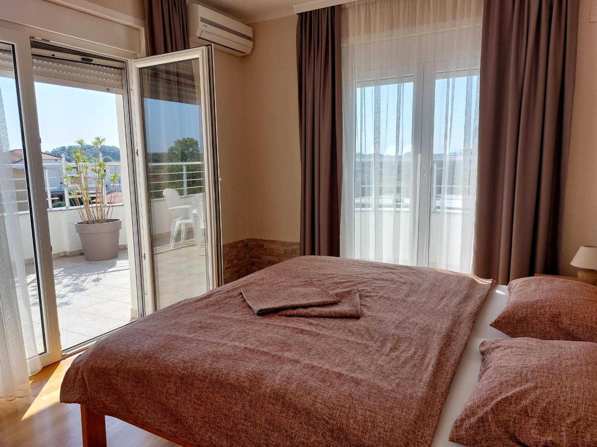 "House Muenster" Bed&Breakfast - Ulcinj Doni Štoj Værelse billede